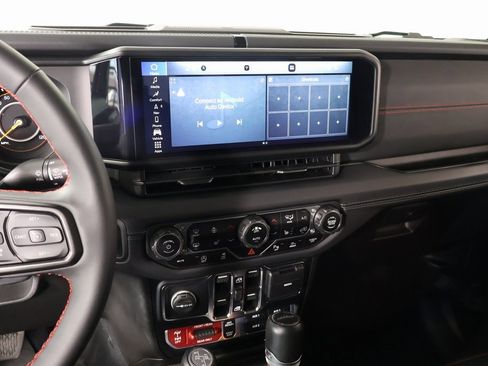 Used 2024 Jeep Gladiator Rubicon image 5