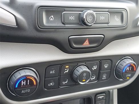 Used 2019 GMC Terrain SLE w/ Driver Convenience Package image 27