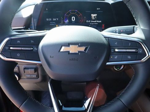 New 2026 Chevrolet Suburban High Country image 3