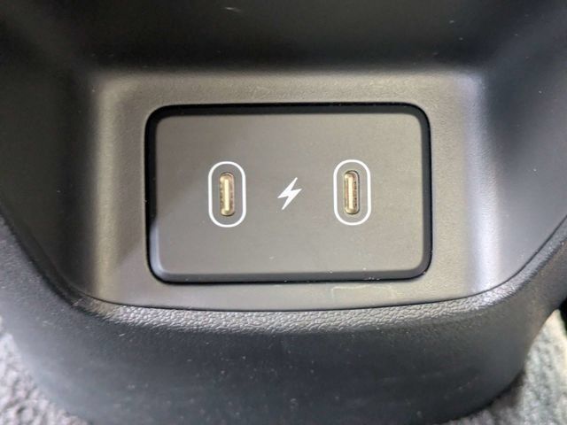 Used 2025 Hyundai Elantra Sport w/ Cargo Package FWD image 13