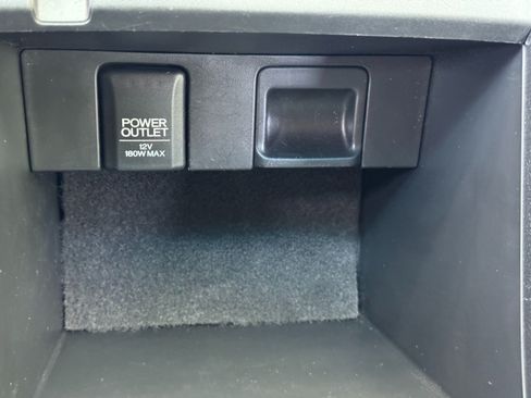 Used 2017 Honda Accord Sport image 28