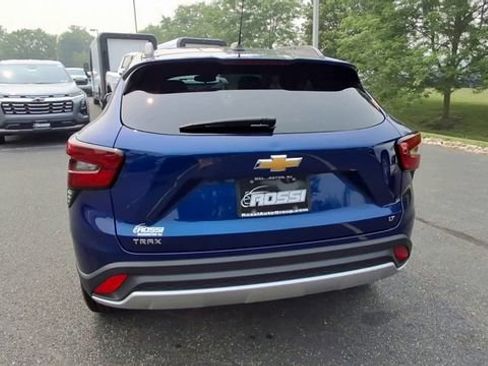 Certified 2024 Chevrolet Trax LT w/ Driver Confidence Package FWD image 7