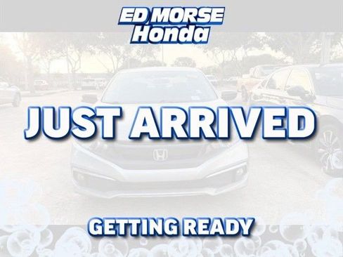Used 2019 Honda Civic EX image 2