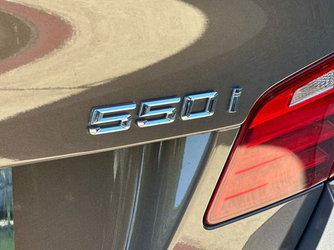 Used 2015 BMW 550i xDrive Sedan AWD/4WD image 28