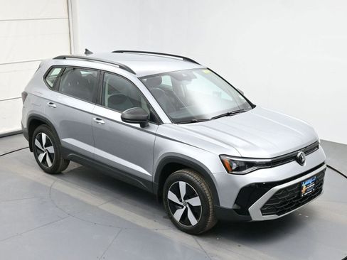 Certified 2025 Volkswagen Taos S w/ Taos Adventure Package (SXB) image 32