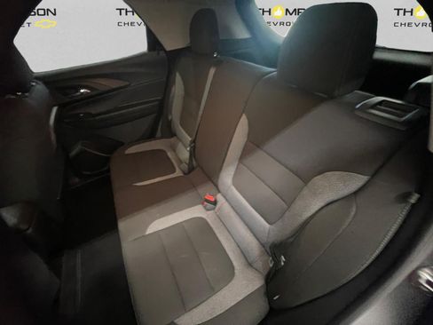 Used 2025 Chevrolet TrailBlazer LS FWD image 13