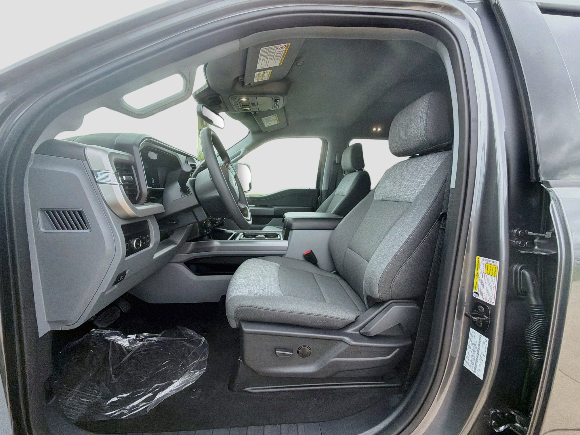 New 2027 Ford F250 XLT w/ XLT Premium Package AWD/4WD image 15