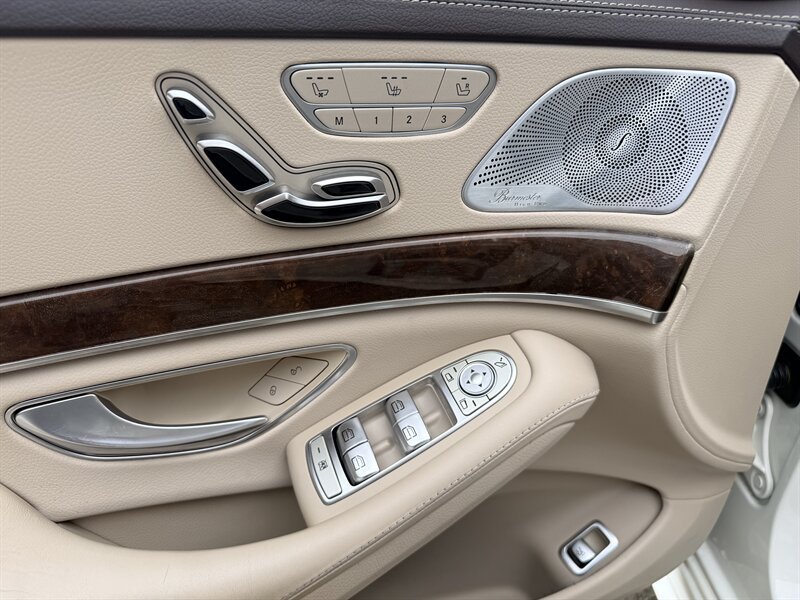 Used 2018 Mercedes-Benz S 560 Sedan image 22