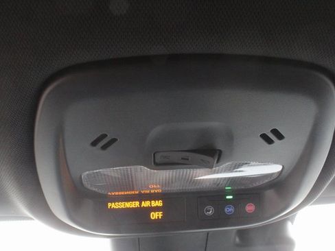 New 2025 Buick Envista Preferred w/ Convenience II Package image 35