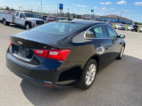 Used 2023 Chevrolet Malibu LT FWD image 5