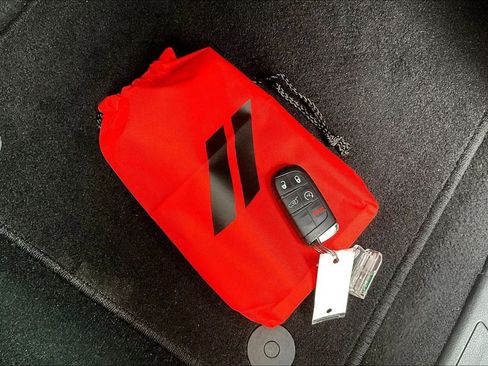 Used 2023 Dodge Durango GT image 10