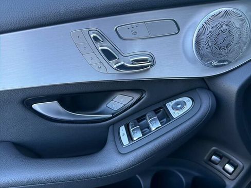Used 2019 Mercedes-Benz GLC 350e 4MATIC image 13