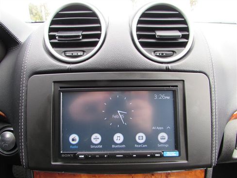 Used 2012 Mercedes-Benz GL 550 4MATIC image 20