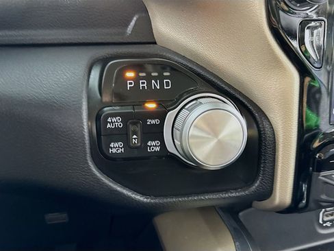Used 2022 RAM 1500 Laramie w/ Laramie Southwest Edition AWD/4WD image 22
