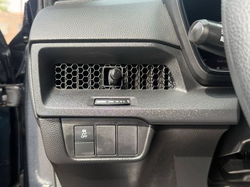 Used 2025 Honda CR-V EX image 15