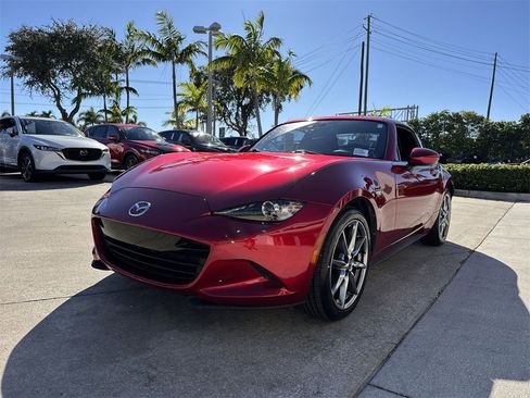 Used 2022 MAZDA MX-5 Miata RF Grand Touring image 32