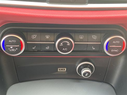 Used 2019 Alfa Romeo Stelvio Sport w/ Quick Order Package 22J Sport image 39