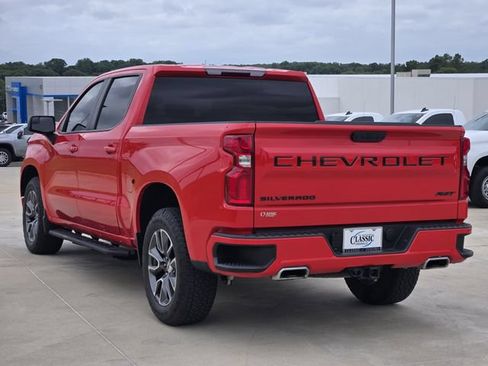 Used 2023 Chevrolet Silverado 1500 RST AWD/4WD image 6