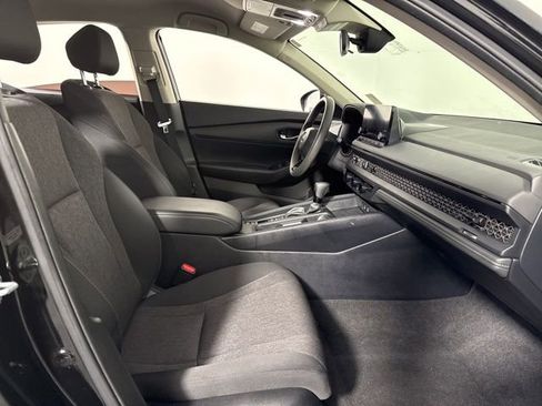 Used 2023 Honda Accord LX image 19