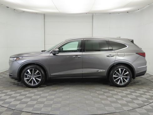 Used 2026 Acura MDX FWD w/ Technology Package image 8