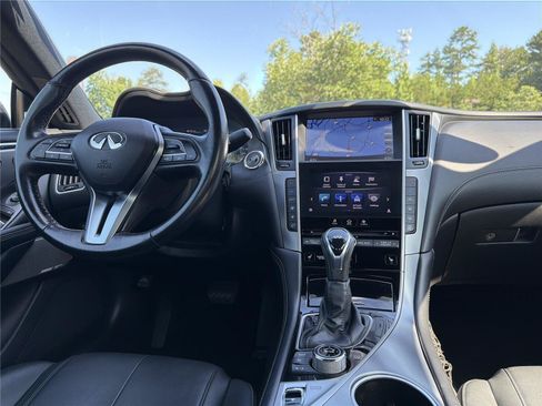 Used 2019 INFINITI Q60 3.0t Luxe w/ Essential Package AWD/4WD image 9