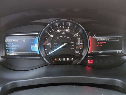 Used 2018 Ford Explorer XLT w/ Equipment Group 202A image 34