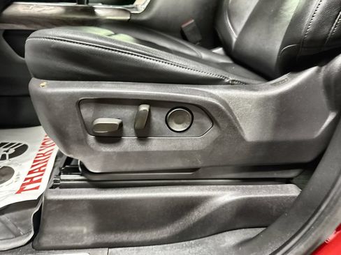 Used 2024 Chevrolet Silverado 1500 LTZ AWD/4WD image 13