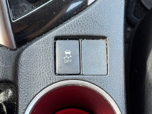 Used 2016 Toyota Corolla LE FWD image 24