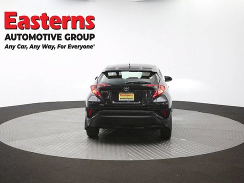 Used 2022 Toyota C-HR Limited FWD image 35