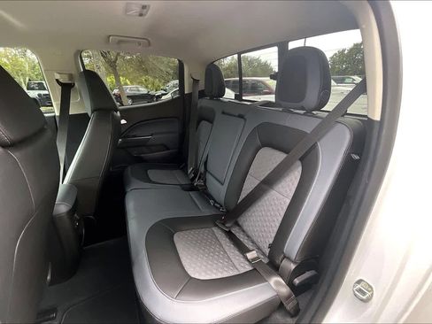Used 2020 Chevrolet Colorado Z71 image 24
