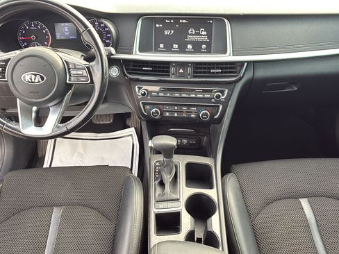 Used 2019 Kia Optima S FWD image 32