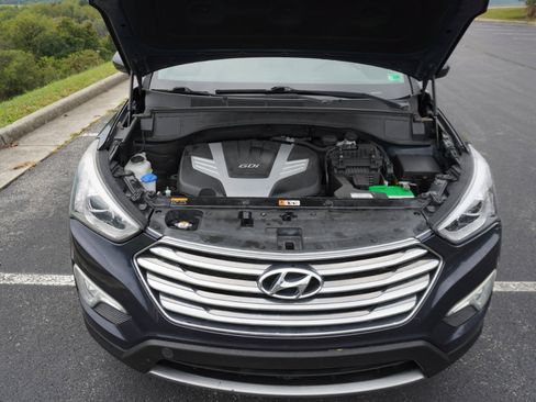Used 2015 Hyundai Santa Fe GLS image 38