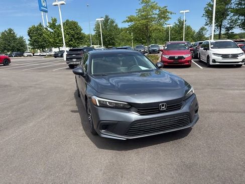 Used 2023 Honda Civic EX image 4