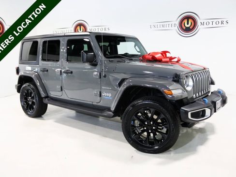 Used 2022 Jeep Wrangler Unlimited Sahara w/ Cold Weather Group image 1