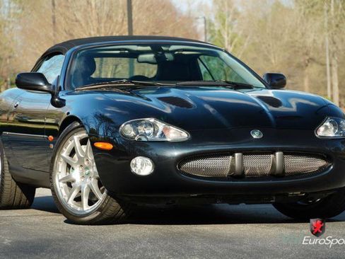 Used 2003 Jaguar XK8 Convertible image 9