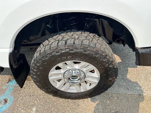 Used 2023 Ford F250 XLT w/ Snow Plow Prep Package AWD/4WD image 10