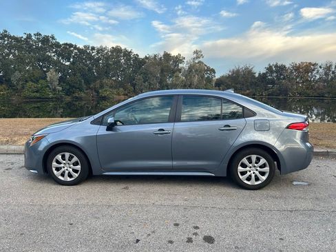 Certified 2024 Toyota Corolla LE image 2