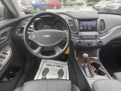 Used 2015 Chevrolet Impala LT FWD image 15