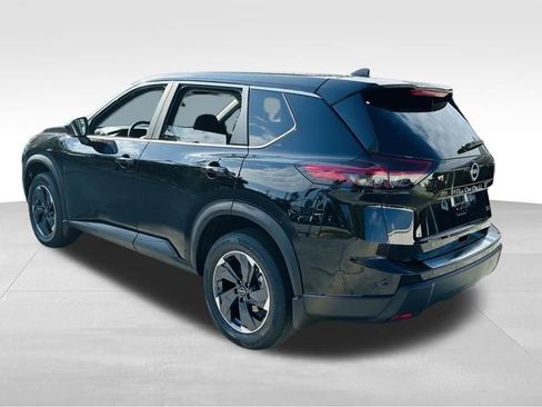 New 2026 Nissan Rogue SV image 5