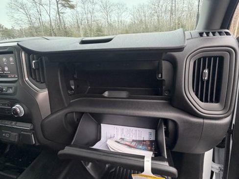 New 2026 GMC Sierra 3500 Pro w/ Convenience Package image 16