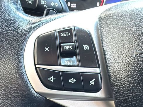 Certified 2020 Ford Explorer XLT RWD image 12
