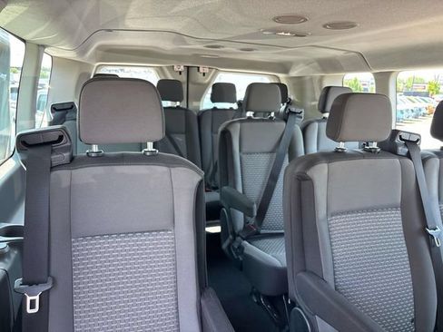 Used 2025 Ford Transit 350 XLT RWD image 19