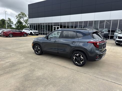 Used 2026 Kia Seltos S FWD image 22