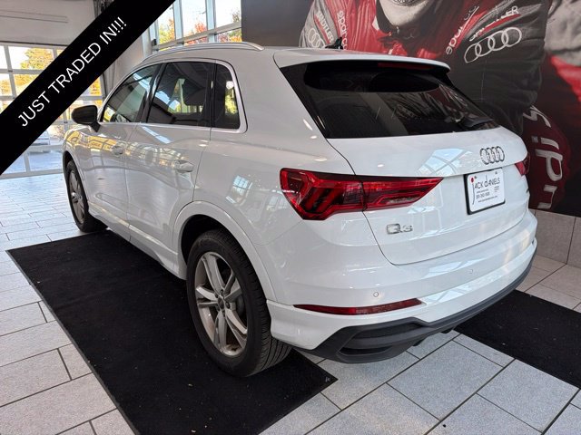Used 2024 Audi Q3 2.0T Premium AWD/4WD image 3