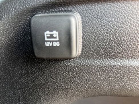 New 2025 Jeep Grand Cherokee L Altitude image 8