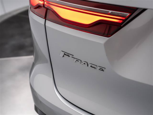 Used 2023 Jaguar F-PACE S AWD/4WD image 31