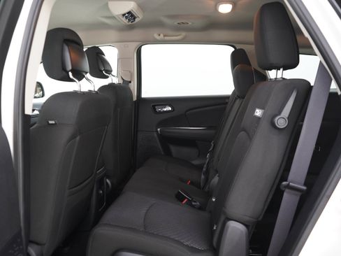 Used 2019 Dodge Journey SE AWD/4WD image 16