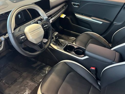 New 2026 Kia K4 GT-Line image 8