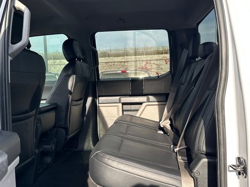 Used 2019 Ford F250 XLT w/ Snow Plow Prep Package image 11