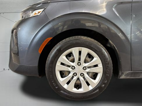 Used 2021 Kia Soul LX FWD image 36